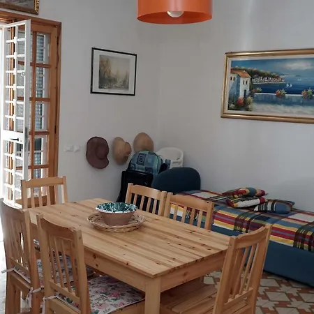 Villa Del Sole Rosa Marina